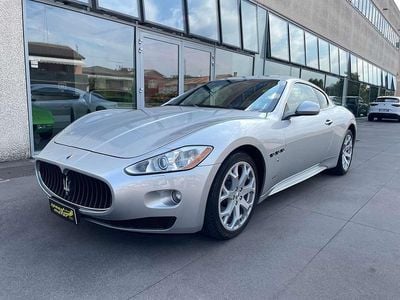 Usata Maserati Granturismo GT 405 CV (297 kW) 2008 Argento Coupé
