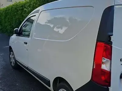 Usata Dacia Dokker 102 CV (75 kW) 2017 Monovolume