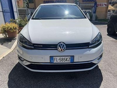 Usata VW Golf VII Highline 110 CV (80 kW) 2017 Berlina