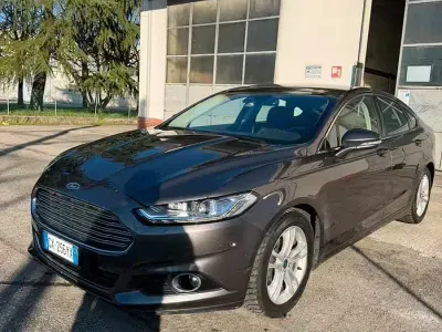 Usata Ford Mondeo 180 CV (132 kW) 2016 Berlina