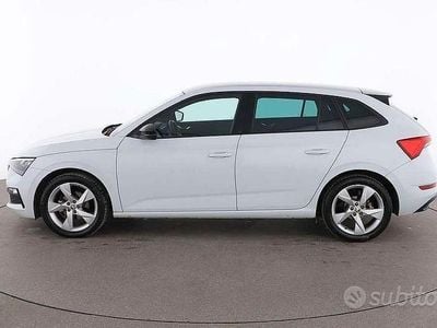 Usata Skoda Scala Sport 150 CV (110 kW) 2020 Bianco Utilitaria