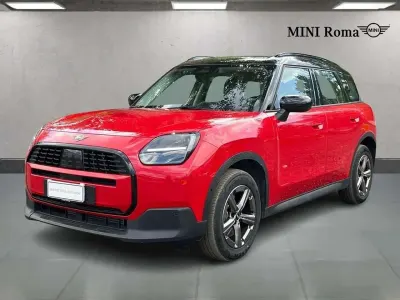 Usata Mini Cooper Countryman Classic 170 CV (125 kW) 2024 Chili red ii SUV