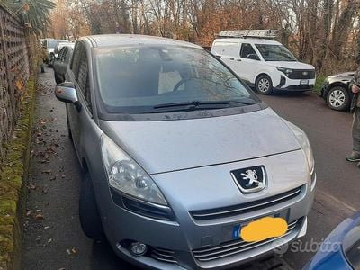 Usata Peugeot 5008 150 CV (110 kW) 2013 Grigio Monovolume