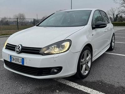 Usata VW Golf VII R-line 140 CV (102 kW) 2012 Bianco Berlina