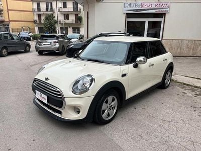 Usata Mini One D Business 95 CV (69 kW) 2017 Bianco Utilitaria