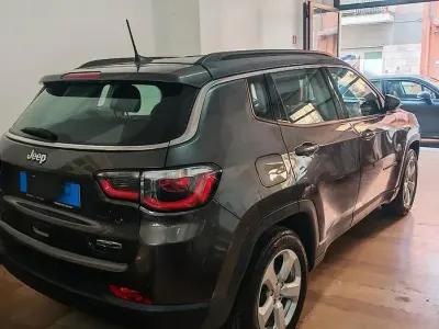 Usata Jeep Compass Longitude 120 CV (88 kW) 2018 Grigio SUV