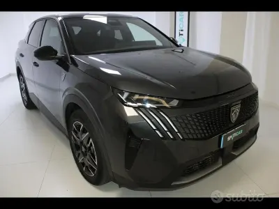 Usata Peugeot 3008 GT 136 CV (100 kW) 2025 Grigio SUV