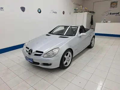 Usado Mercedes SLK200 163 CV (119 kW) 2006 Plateado Descapotable