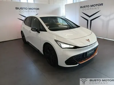 Usata Cupra Born 150 kW (204 CV) 2023 Bianco / metallizzato Utilitaria