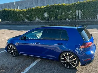 Usata VW Golf VII GTI 230 CV (169 kW) 2018 Bluazzurro Berlina