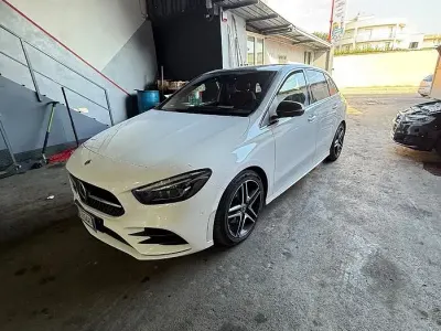 Usata Mercedes B200 286 CV (210 kW) 2019 Utilitaria