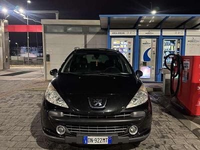 Usata Peugeot 207 Outdoor Outdoor 90 CV (66 kW) 2008 Station wagon