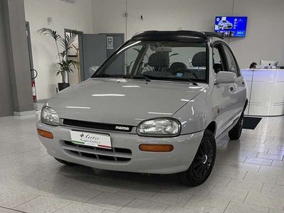 usata Mazda 121 Cabrio 1.3i 16v Top LX cat.