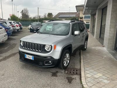 Usata Jeep Renegade 120 CV (88 kW) 2015 Grigio SUV