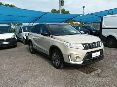 Usata Suzuki Vitara Cool 111 CV (81 kW) 2019 Beige SUV