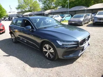 Usado Volvo V60 Business Edition 197 CV (144 kW) 2021 Azul Familiar