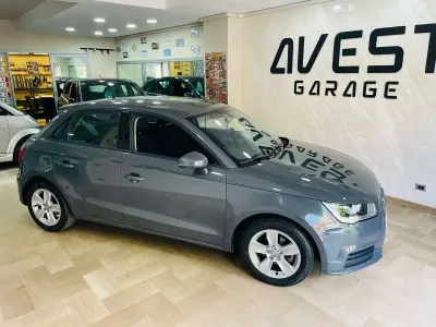 Usata Audi A1 Sportback Admired 95 CV (69 kW) 2018 Nardò grey Utilitaria