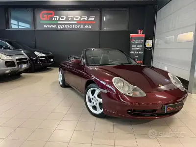 Usata Porsche 996 299 CV (219 kW) 2001 Rosso Cabrio