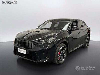 Gebraucht BMW iX2 M Sport 150 kW (204 PS) 2025 Schwarz SUV