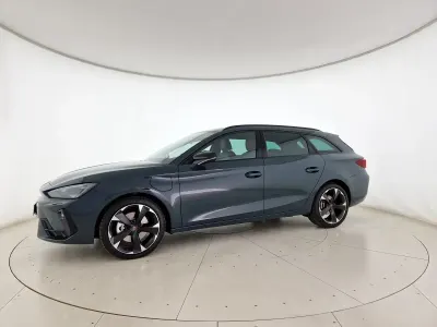 Usata Cupra Leon 204 CV (150 kW) 2025 Fiord blue Station wagon