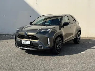 Usata Toyota Yaris Cross 92 CV (67 kW) 2021 Marrone SUV