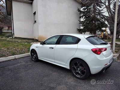 Usata Alfa Romeo Giulietta Sprint 150 CV (110 kW) 2015 Utilitaria