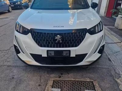 Usata Peugeot 2008 GT 131 CV (96 kW) 2022 Bianco SUV