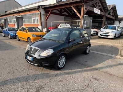 Usata Lancia Ypsilon 78 CV (57 kW) 2009 Nero Utilitaria