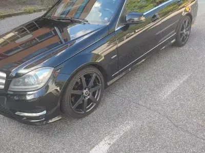 Usata Mercedes C250 204 CV (150 kW) 2012 Nero Station wagon