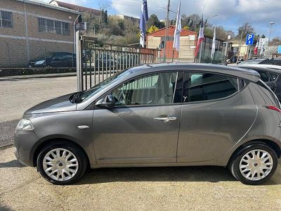Usata Lancia Ypsilon S 95 CV (69 kW) 2017 Grigio Utilitaria