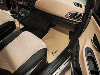 Usata Lancia Ypsilon 2014 Grigio Utilitaria