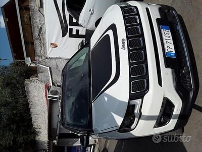 Usata Jeep Compass Limited 140 CV (102 kW) 2018 Bianco SUV