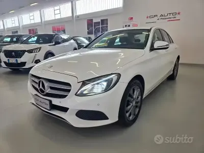 Usata Mercedes C220 170 CV (125 kW) 2016 Bianco Berlina