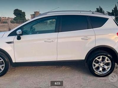 Usata Ford Kuga 140 CV (102 kW) 2010 Bianco SUV