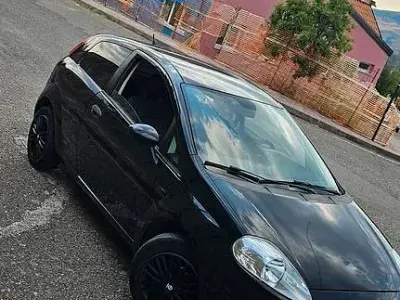 Usata Fiat Grande Punto 75 CV (55 kW) 2008 Nero Utilitaria