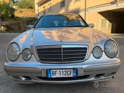 Usata Mercedes E200