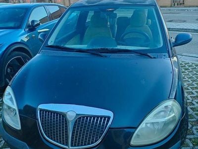 Usata Lancia Ypsilon 2003 Utilitaria