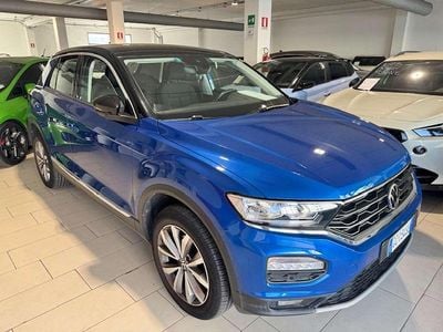 Usata VW T-Roc Business 116 CV (85 kW) 2020 Blu/azzurro SUV