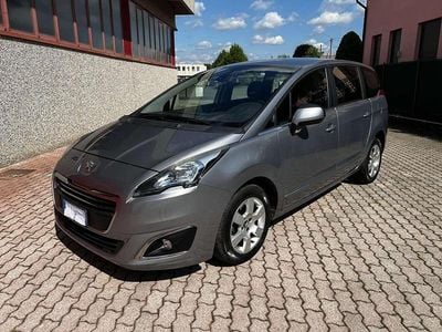 Usata Peugeot 5008 150 CV (110 kW) 2014 Grigio Monovolume