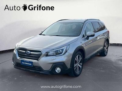 Usata Subaru Outback 175 CV (128 kW) 2018 Arancione Station wagon