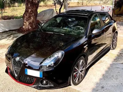 Usata Alfa Romeo Giulietta Veloce 240 CV (176 kW) 2018 Utilitaria