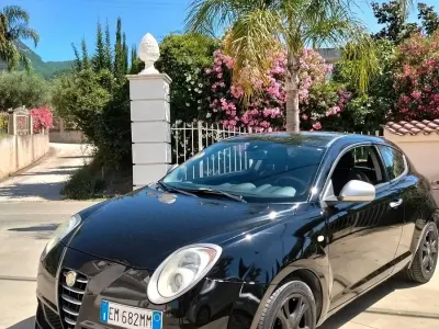 Usata Alfa Romeo MiTo 69 CV (50 kW) 2012 Nero Utilitaria