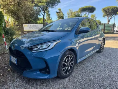 Usata Toyota Yaris Hybrid