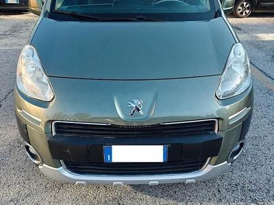 Usata Peugeot Partner Tepee 90 CV (66 kW) 2012 Monovolume