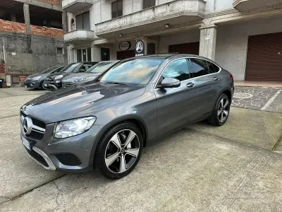 Usata Mercedes GLC220 Executive 170 CV (125 kW) 2018 Grigio SUV