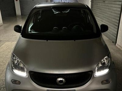 Grigio Usata 2015 Smart ForFour Utilitaria | 7000 € (Buon prezzo)