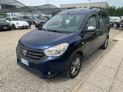 Usata Dacia Dokker Lauréate 90 CV (66 kW) 2015 Bluazzurro Monovolume