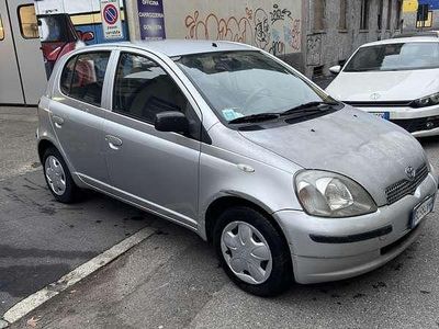 Usata Toyota Yaris 68 CV (50 kW) 2000 Berlina