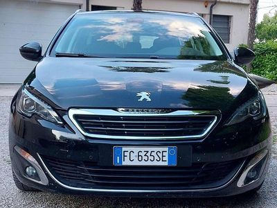 Nero Usata 2016 Peugeot 308 Allure Station wagon | 9800 € (Buon prezzo)