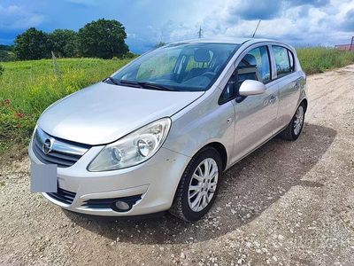 Gebraucht Opel Corsa 75 PS (55 kW) 2009 Kleinwagen